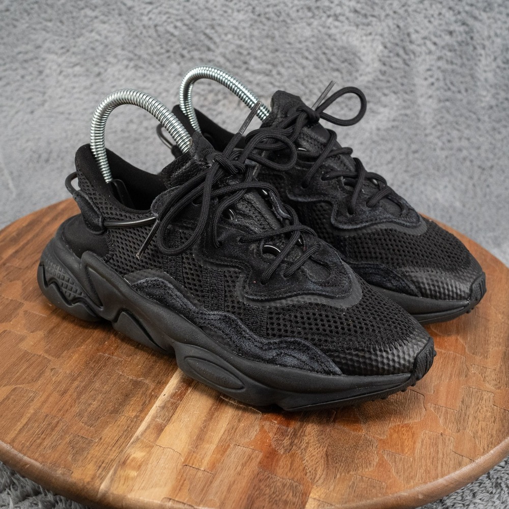 adidas Ozweego 'Black Carbon' Size 4 M